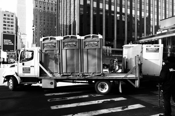 Portable Toilet Options We Offer in Hart, MI